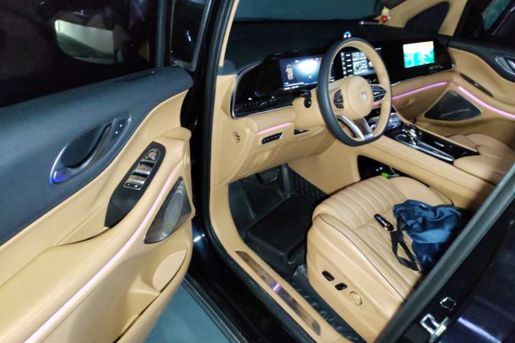 Used VOYAH Dream 2024 PHEV Ultra-Long Range Flagship Edition