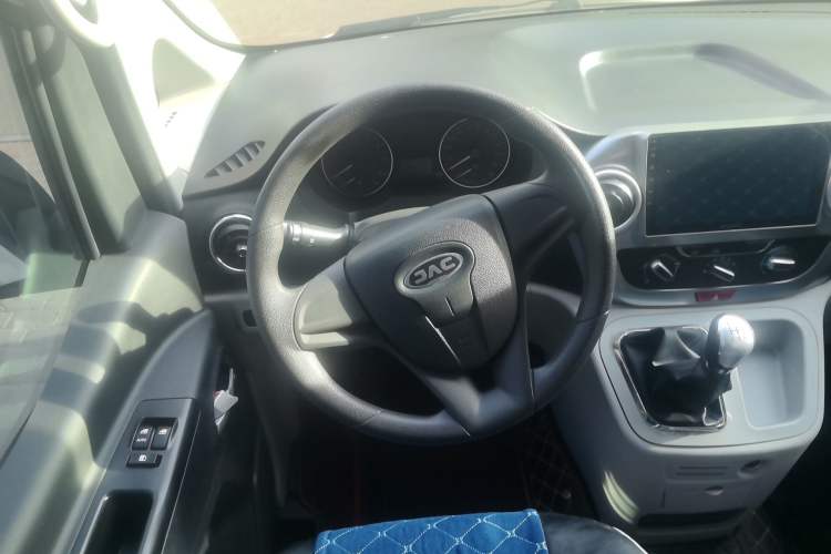 Used JAC Refine M3 2022 Creator Edition 1.5T Luxury Version