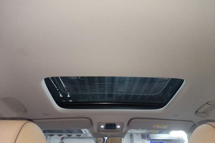 Used Denza D9 2022 EV 620 Prestige Model

