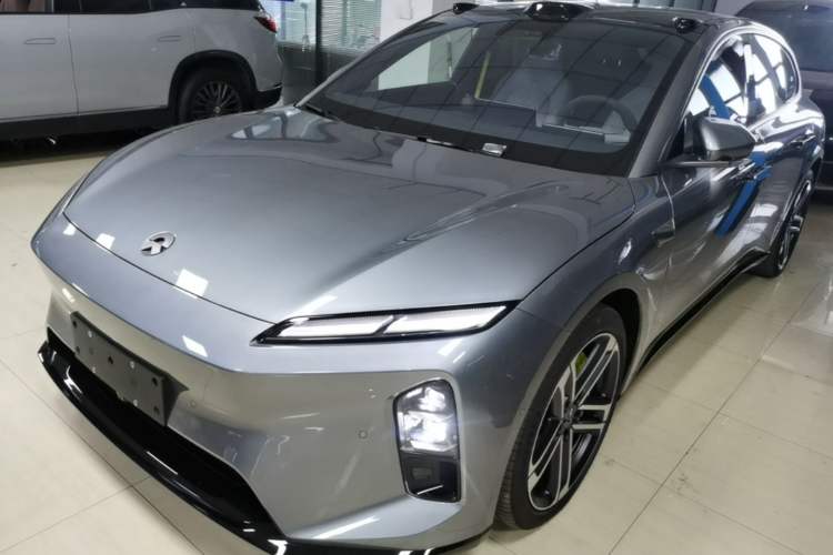 Used Nio ET5T 2025 Model Champion Commemorative Edition, 75kWh Touring