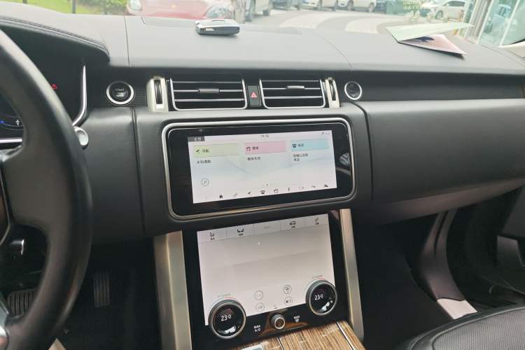 Used Land Rover Range 2019 3.0 SC V6 Long-wheelbase Version