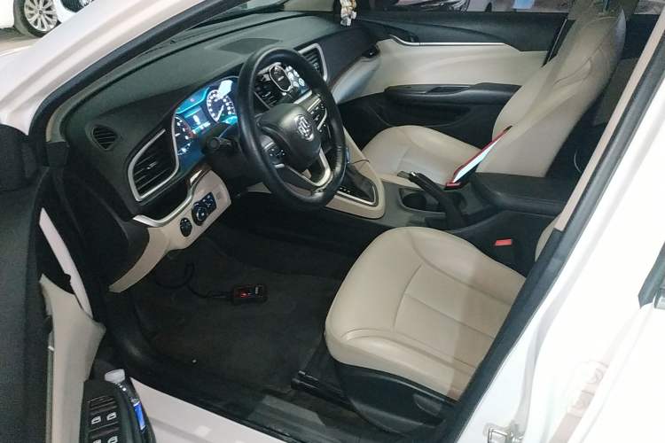 Used Buick Excelle GX 2019 15T Dual-Clutch Connected Elite Version China V Standard
