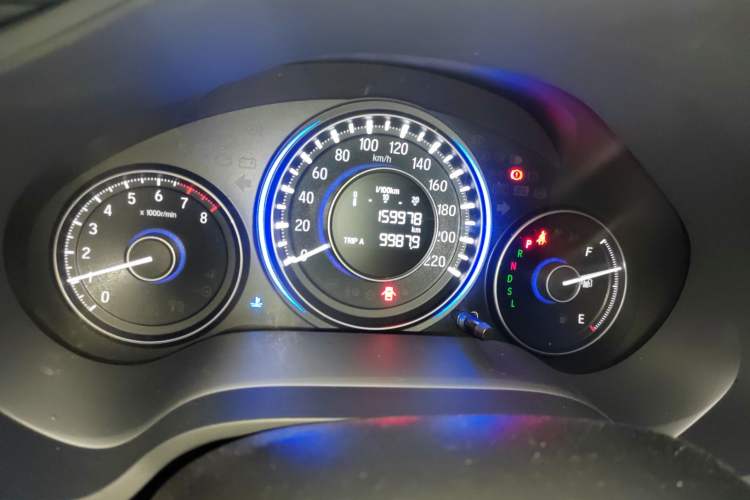 Used Honda Crider 2016 1.8L CVT Comfort Version Odometer Close Up