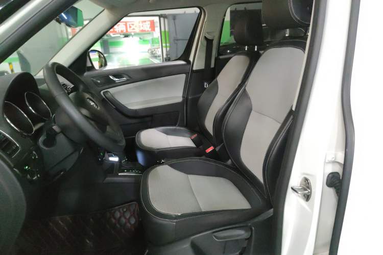 Used Skoda Yeti 2016 1.4TSI DSG Advanced Edition Left Front Seat