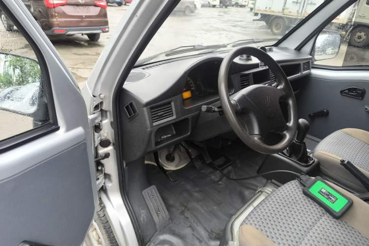 Used Wuling Zhiguang 2020 1.2L Practical Model China VI LSI