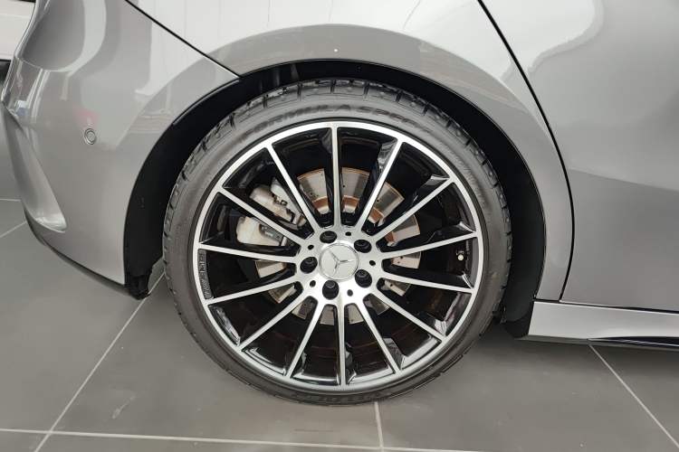 Used Mercedes-Benz A AMG 2020 Facelifted AMG A 35 4MATIC Right Rear Wheel Hub