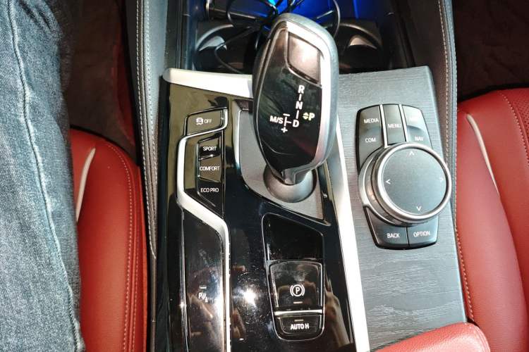 Used BMW 5 Series 2021 530Li Leading Model M Sport Package