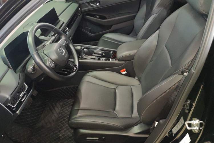 Used Honda Inspire 2025 260TURBO Elegant Edition
