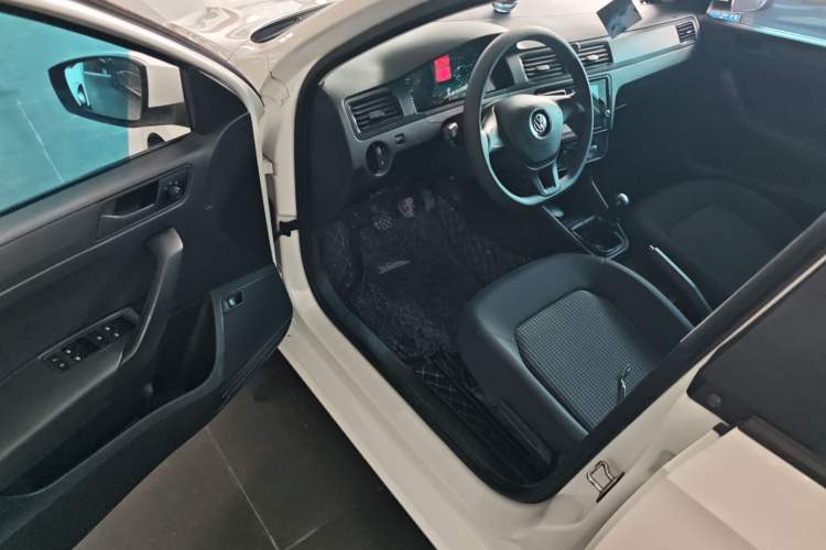 Used Volkswagen Santana 2021 1.5L Manual Fashion Edition Driver Seat