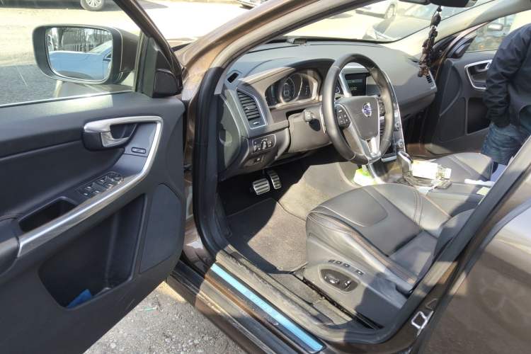 Used Volvo XC60 2015 T6 Zhiyi Edition