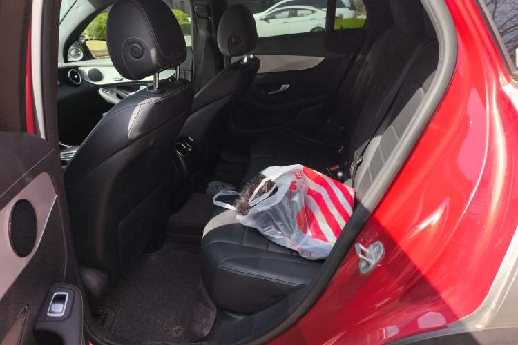 Used Mercedes-Benz GLC Coupe 2020 GLC 260 4MATIC Coupe SUV Left Rear Seat