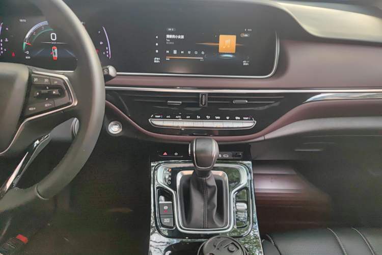 Used GAC Trumpchi M6 2023 PRO 270T DCT Luxury Edition