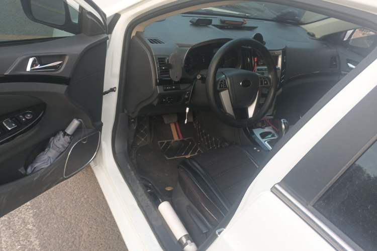 Used BYD e5 2018 Travel Edition
