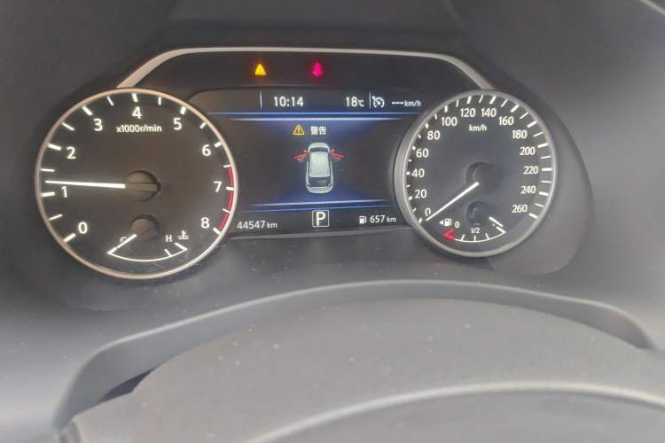 Used Nissan Murano 2019 2.5L XL Two-Wheel Drive Smart Connect Luxury Edition China VI Standard Odometer Close Up