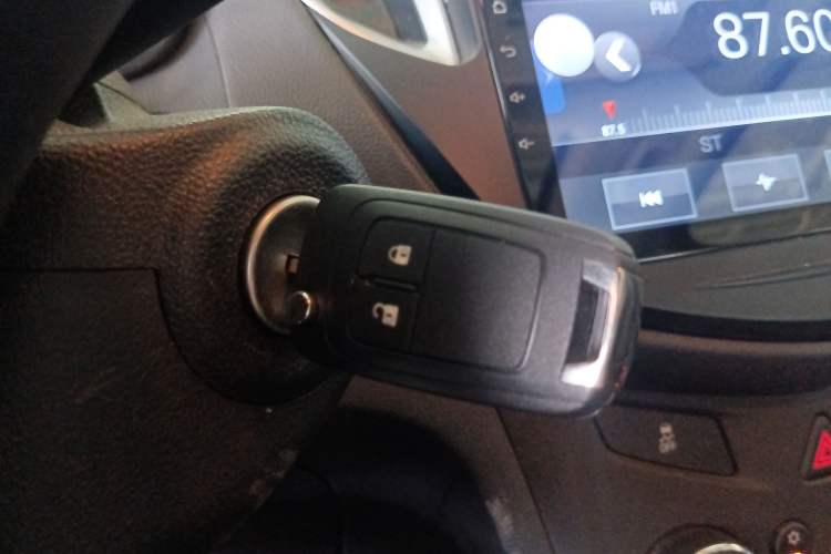 Used Chevrolet Trax 2016 1.4T Manual Two-Wheel Drive Comfort Version with Sunroof