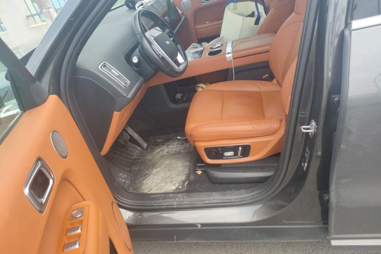 Used Li Auto L8 2023 Air model
