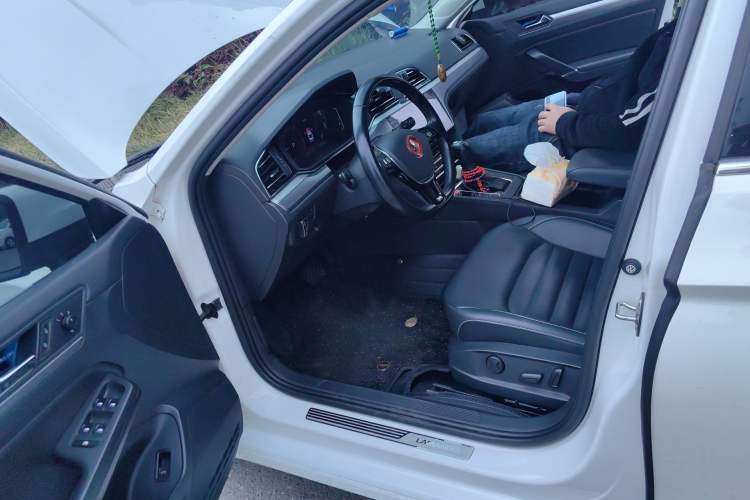 Used Volkswagen Lamando 2021 280TSI DSG Comfort Edition Interior 3