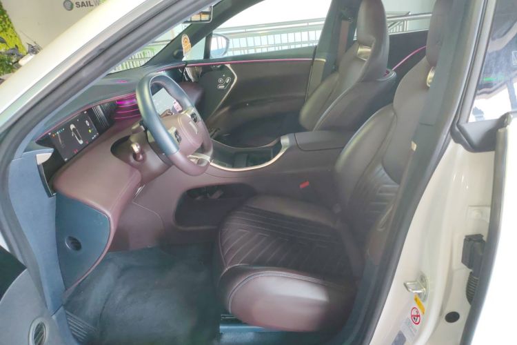 Used Avatr 11 2022 Long-Range Dual-Motor Luxury Edition 5 Seats
