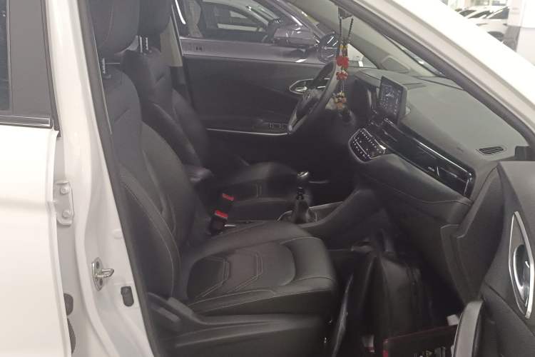 Used JAC Refine S4 2019 1.6L Manual Overdrive Model