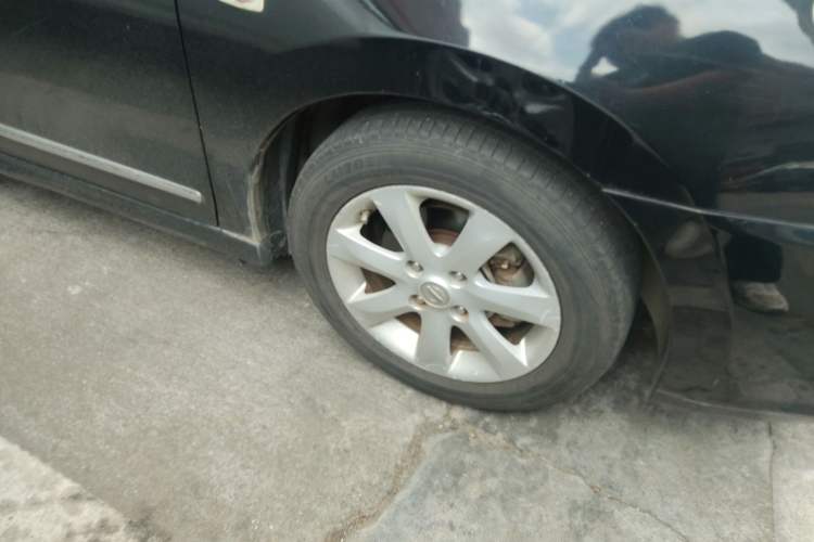 Used Nissan Sylphy 2009 1.6XE Automatic Comfort Edition Right Front Wheel Hub