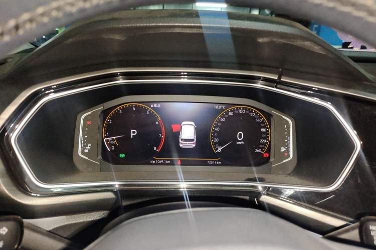 Used Volkswagen Tacqua 2020 1.5L Automatic Yue Instrument Cluster