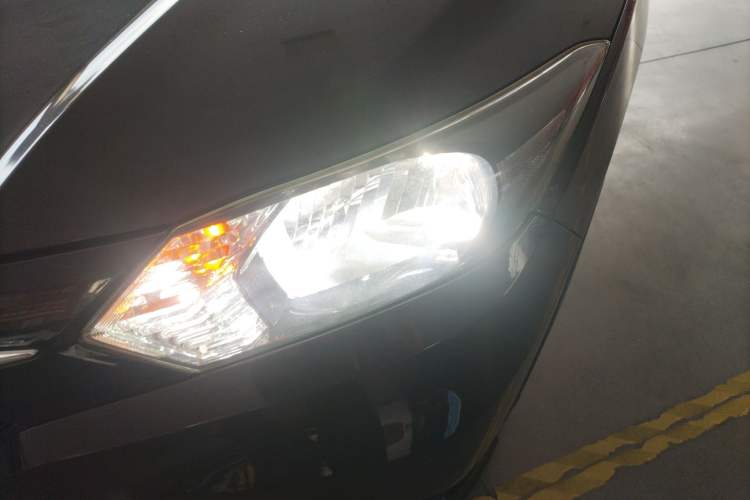 Used Honda Vezel 2016 1.8L CVT Front-Wheel Drive Pioneer Edition