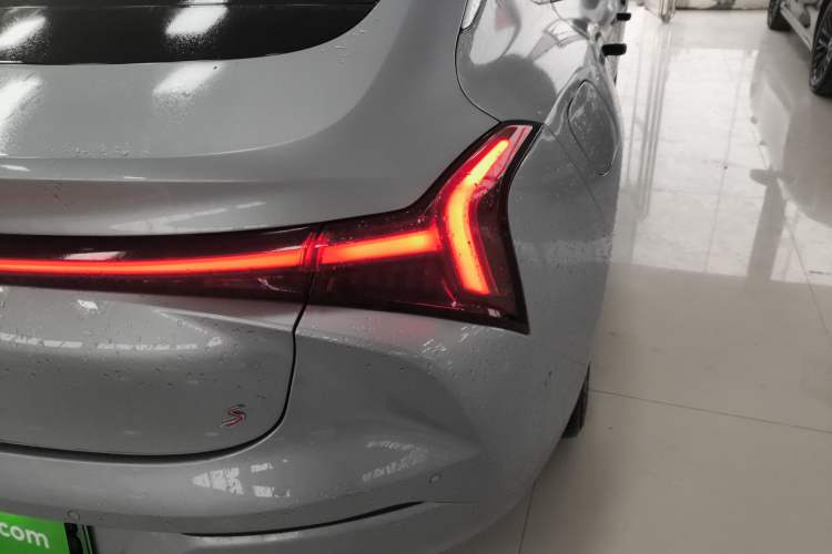 Used NETA S 2024 Revised Version Range-Extended 1060 AR-HUD Edition
