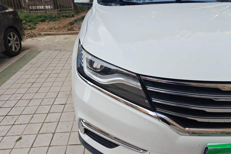 Used Roewe RX5 2016 20T Two-Wheel Drive Manual Flagship Edition