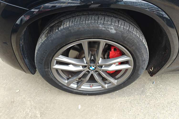 Used BMW X3 2020 xDrive28i M Sport Package Left Front Wheel Hub