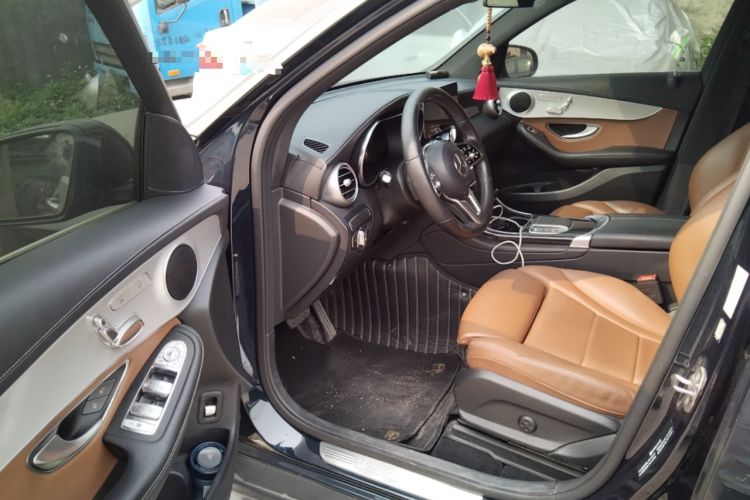 Used Mercedes-Benz GLC 2022 Facelifted GLC 260 L 4MATIC Dynamic Edition Driver Seat