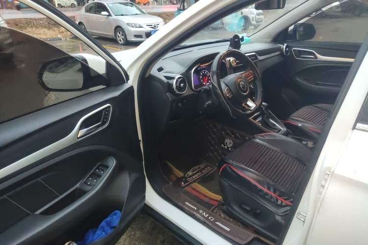 Used MG ZS 2018 1.5L Automatic Luxury Edition China V Standard