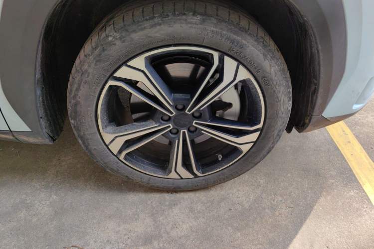 Used Geely Galaxy L7 2023 1.5T 115 km Starship
