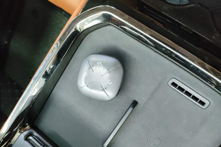 Used JETOUR Dashing 2025 1.5TD DCT Flagship Edition Interior 1