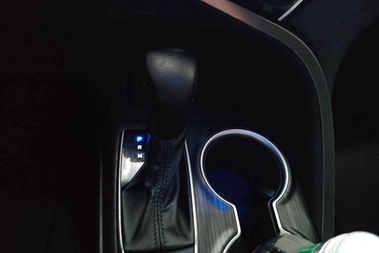 Used Toyota Camry 2021 Dual-Motor 2.5HG Luxury Edition Gear Lever