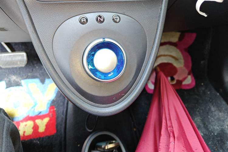 Used ORA Black Cat 2021 351 km Standard Version Gear Lever