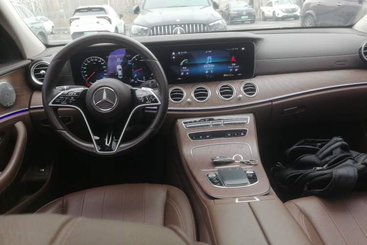 Used Mercedes-Benz E-Class 2023 Updated E 300 L Fashion Edition
