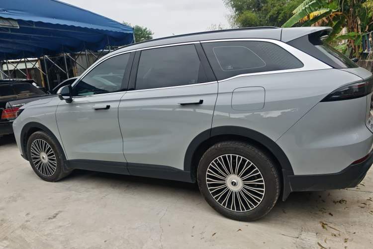 Used Chery Fengyun T9 2024 120 Long-Range Flagship Version 7 Seats Ternary Lithium