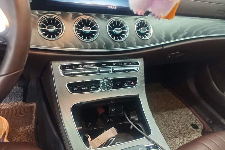 Used Mercedes-Benz CLS 2020 CLS 300 Sport Edition Audio And AC Panel