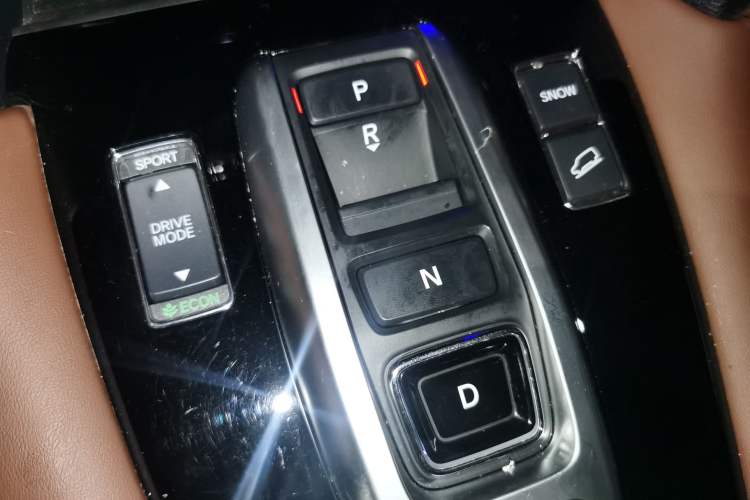 Used Honda UR-V 2020 370TURBO Two-Wheel Drive Luxury Edition