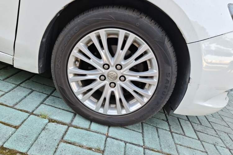 Used Buick GT 2015 15N Automatic Deluxe Edition
