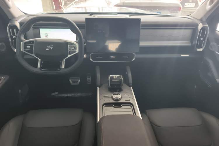 Used JETOUR Shanhai Traveler C-DM 2024 C-DM 129KM Wilderness Edition