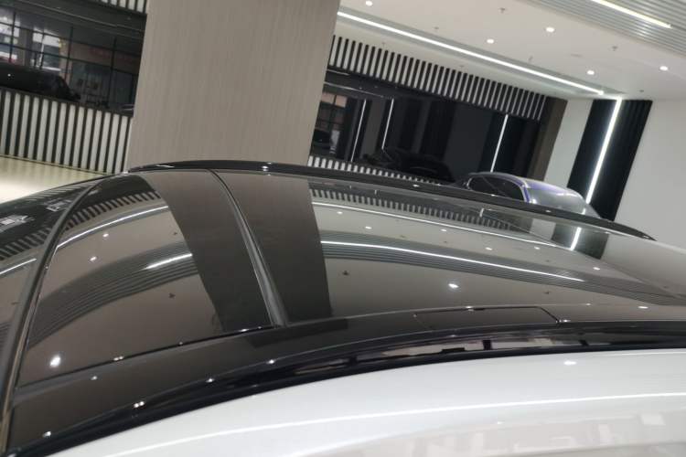 Used Toyota RAV4 2023 Dual-Engine 2.5L E-CVT Two-Wheel Drive Elite Plus Edition Roof