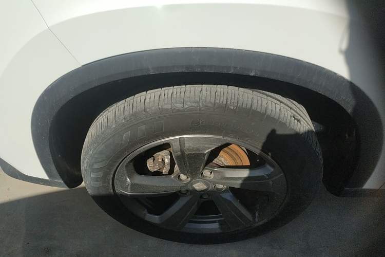 Used Baojun RM-5 2019 1.5T Manual Elite Version with 24-Hour Online Service 6 Seats