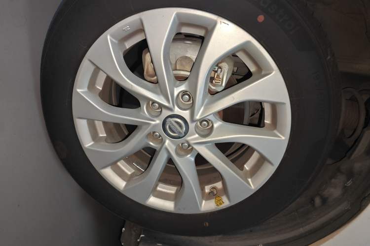 Used Nissan Sylphy 2018 1.6XV CVT Deluxe Edition Right Front Wheel Hub
