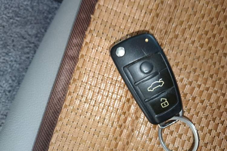 Used Audi A6L 2011 2.4L Comfort Edition