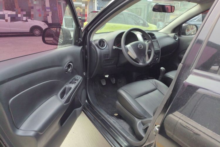 Used Nissan Sunny 2016 1.5XE Manual Leading Edition
