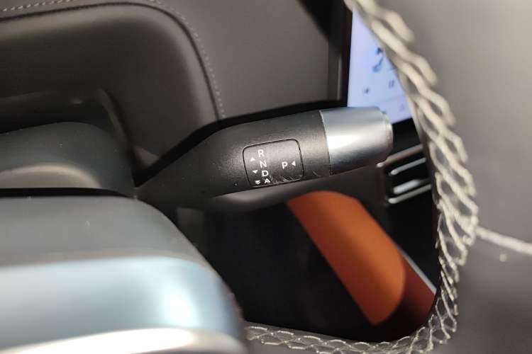 Used Li Auto L8 2023 Max model Gear Lever