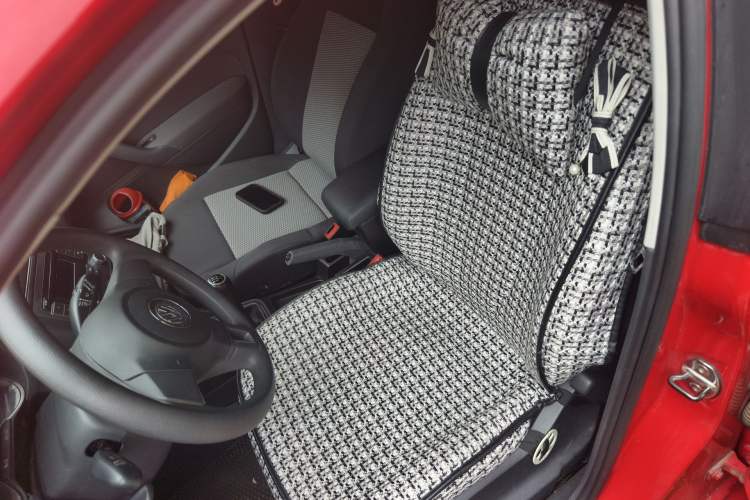 Used Volkswagen Polo 2013 1.4L Manual Fashion Edition Left Front Seat