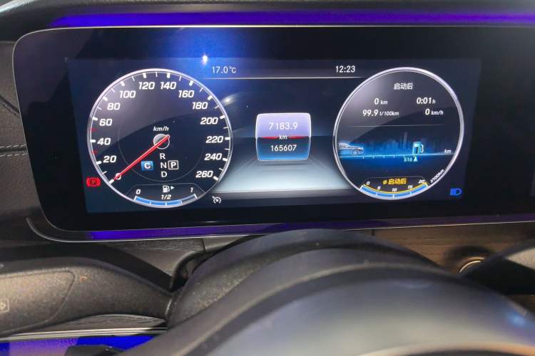 Used Mercedes-Benz E-Class 2019 Restyled E 300 L Sporty and Stylish Edition Odometer Close Up