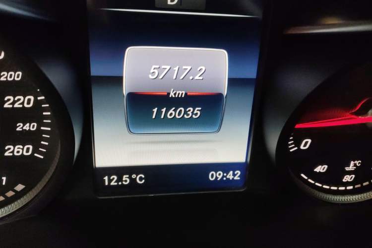 Used Mercedes-Benz C-Class 2018 C 200 L
